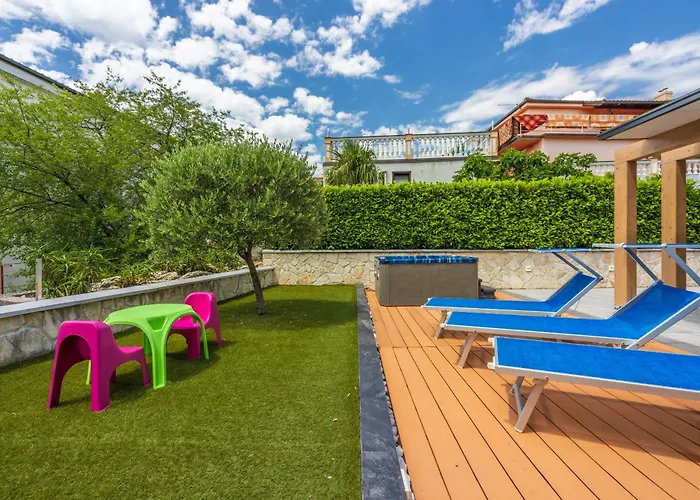 Relax Derossi 2 קריקווניצה