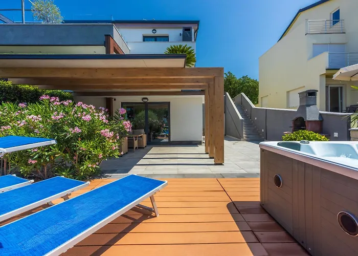 דירה Relax Derossi 2 *